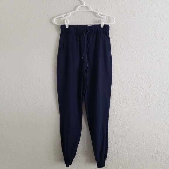 Lululemon 🍋🍋  High Rise Stretch Joggers - Picture 2 of 8